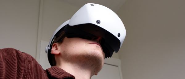 Будущие VR-гарнитуры Sony могут научиться отслеживать ранние признаки болезни Альцгеймера